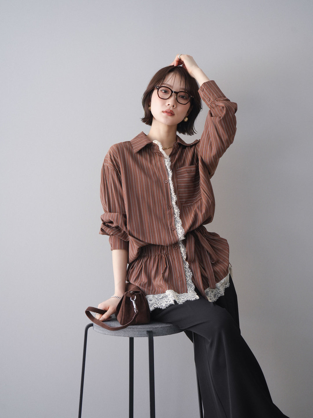 [予約]レース付ストライプウエストギャザーシャツ/brown