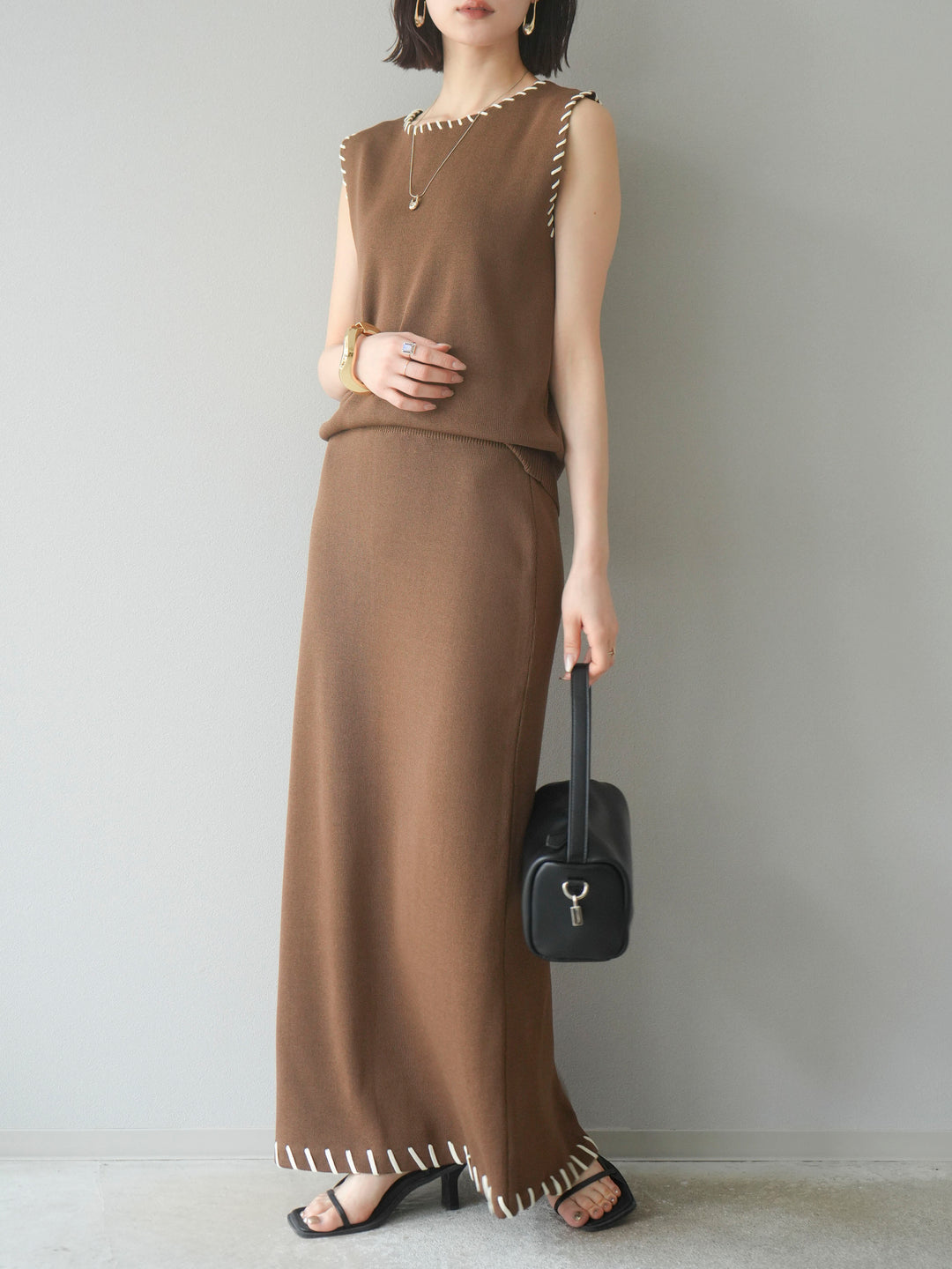 [SET] 亞麻手織套頭衫 + 亞麻手織緊身裙 (2 件套)