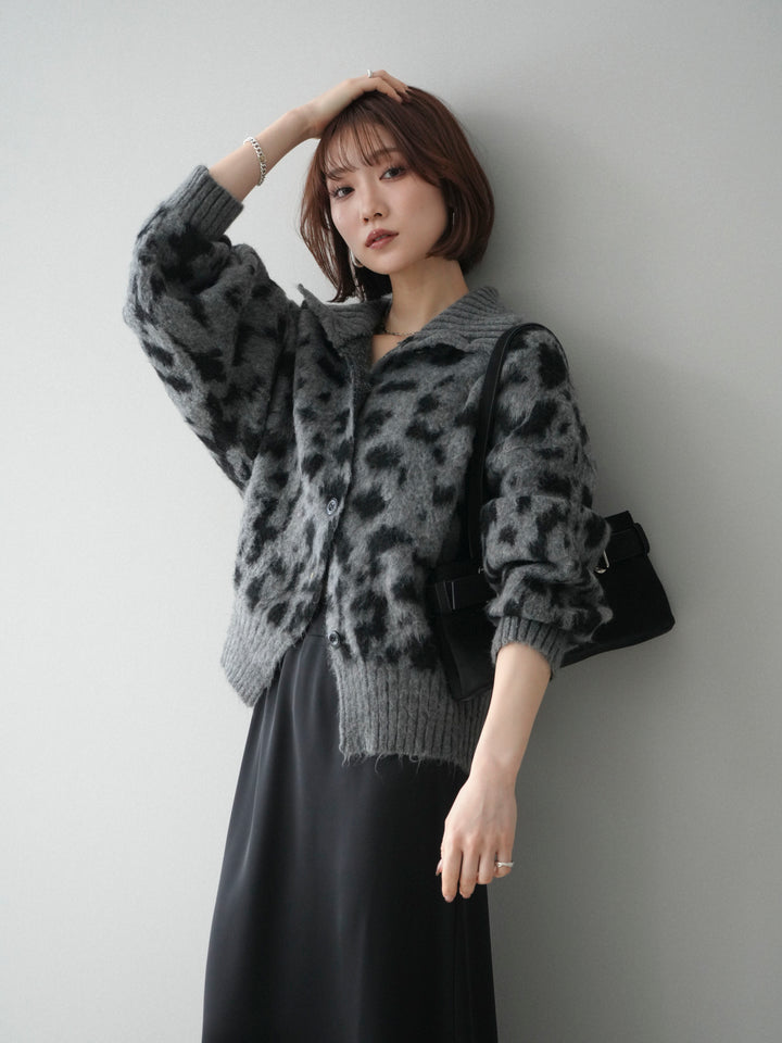 [予約]スタンドネックレオパード柄ニットカーディガン/gray