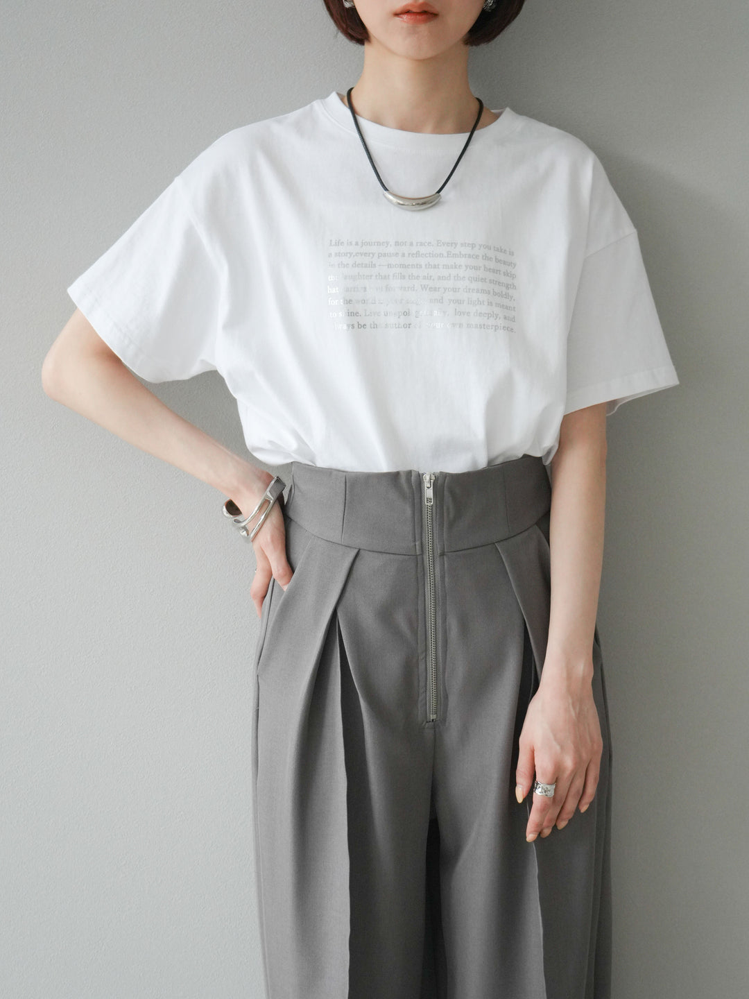 [予約]メッセージ箔プリントTシャツ/オフ