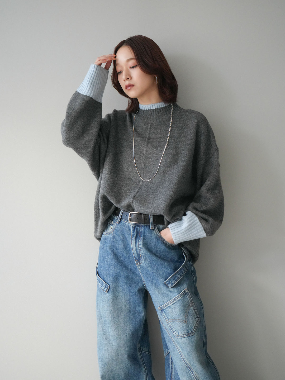 [SET]配色ハイネックニットプルオーバー+ペインターカーブデニムパンツ(2set)