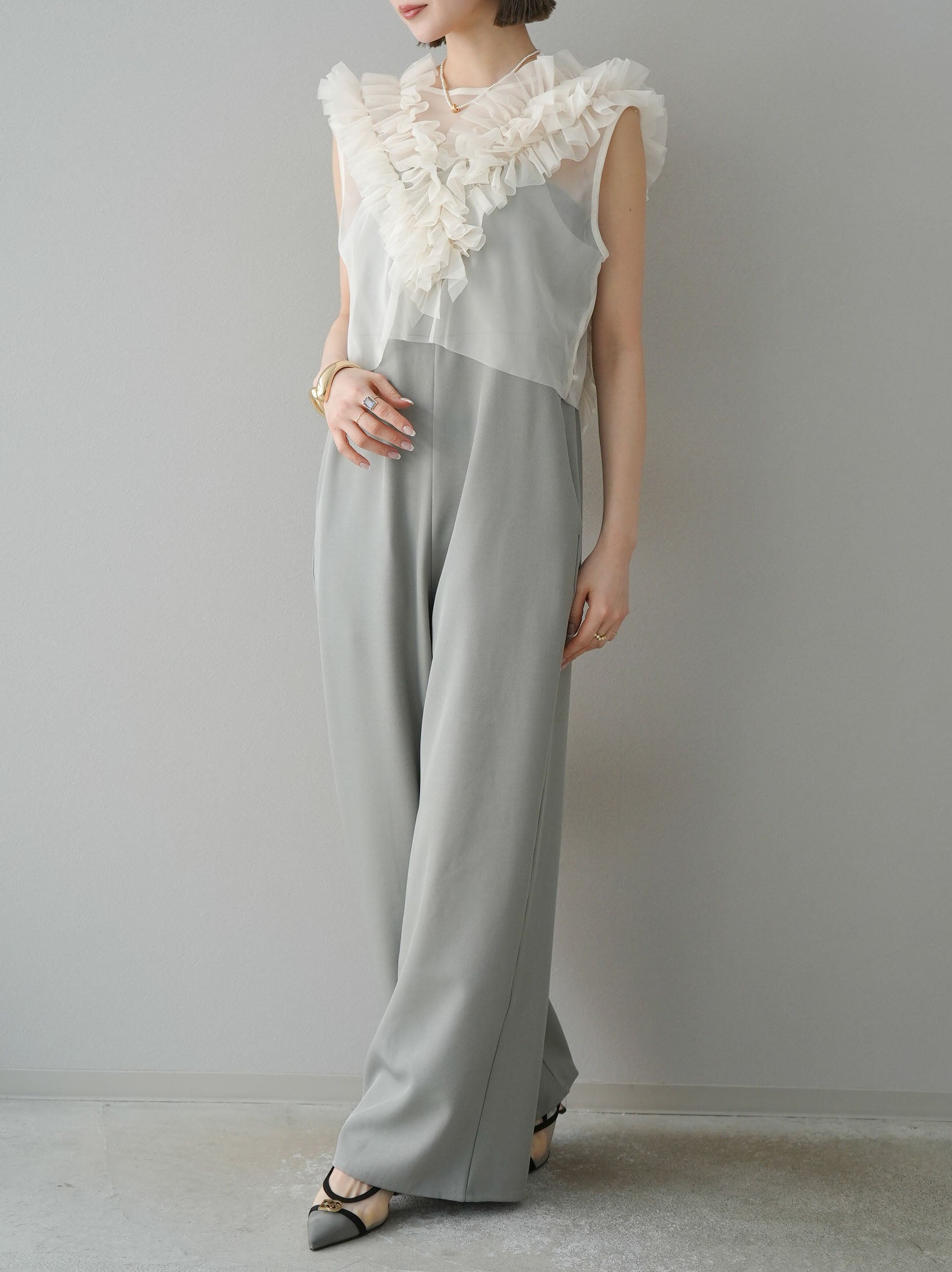 予約]チュールフリルベスト×オールインワンアンサンブル/グレー – Lumier