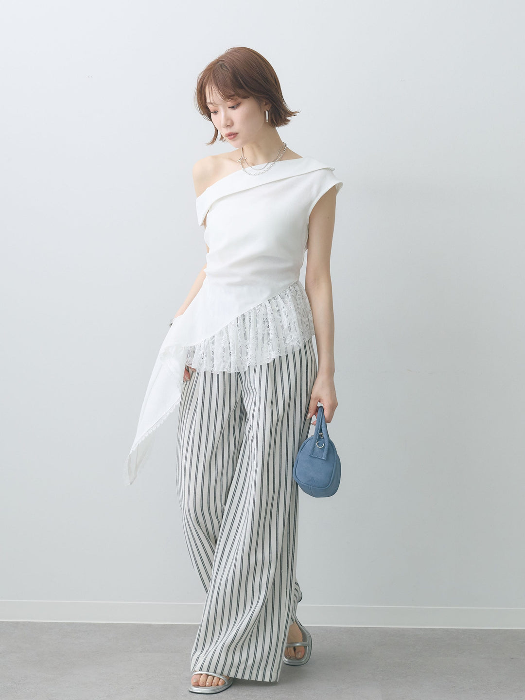 [SET]アシンメトリーラッフルレースヘムトップス+エプロン巻ストライプワイドパンツ(2set)