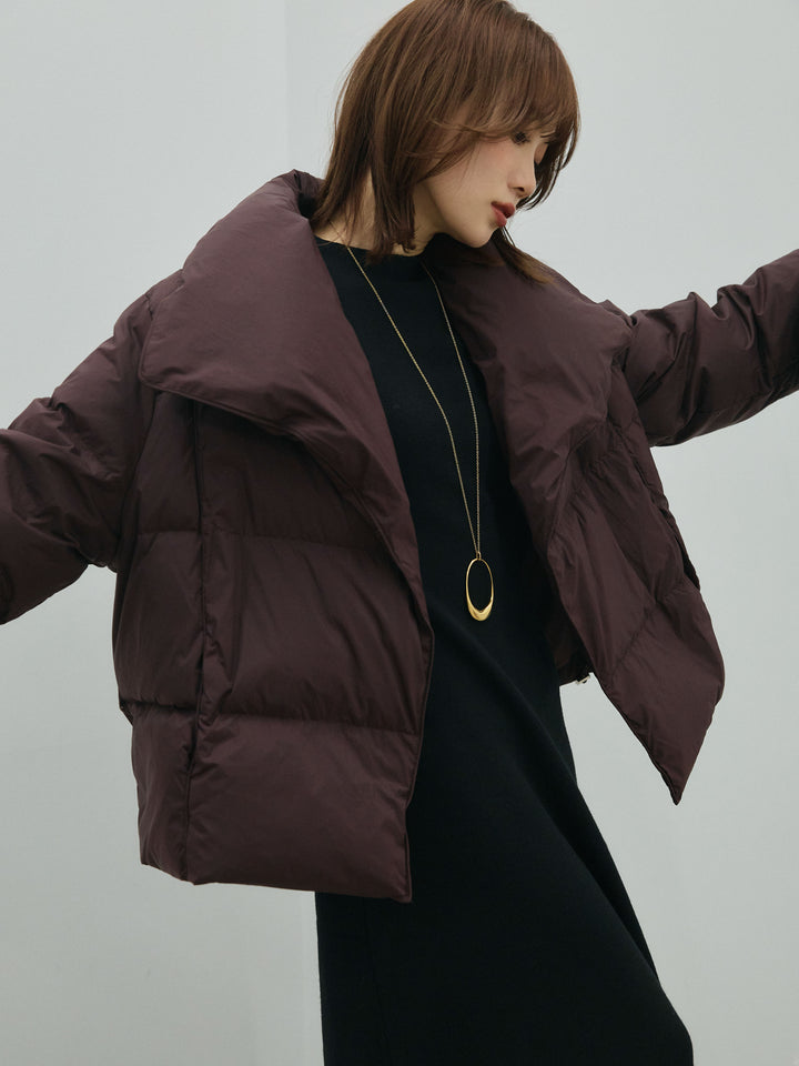 【Allure】[SET]バックオープンニットワンピース+スタンドカラーダウンジャケット(2set)