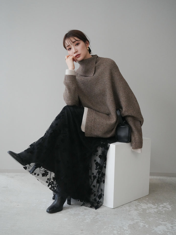 [予約]配色アシンメトリードルマンニットプルオーバー/oatmeal