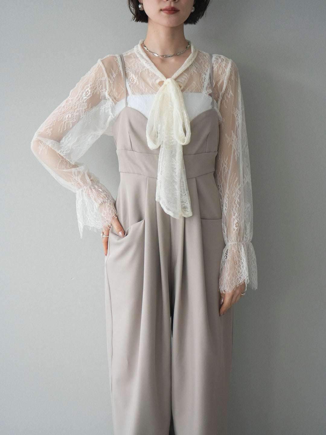 [SET]バックデザインサロペット+リバーレースボウタイトップス(2set)