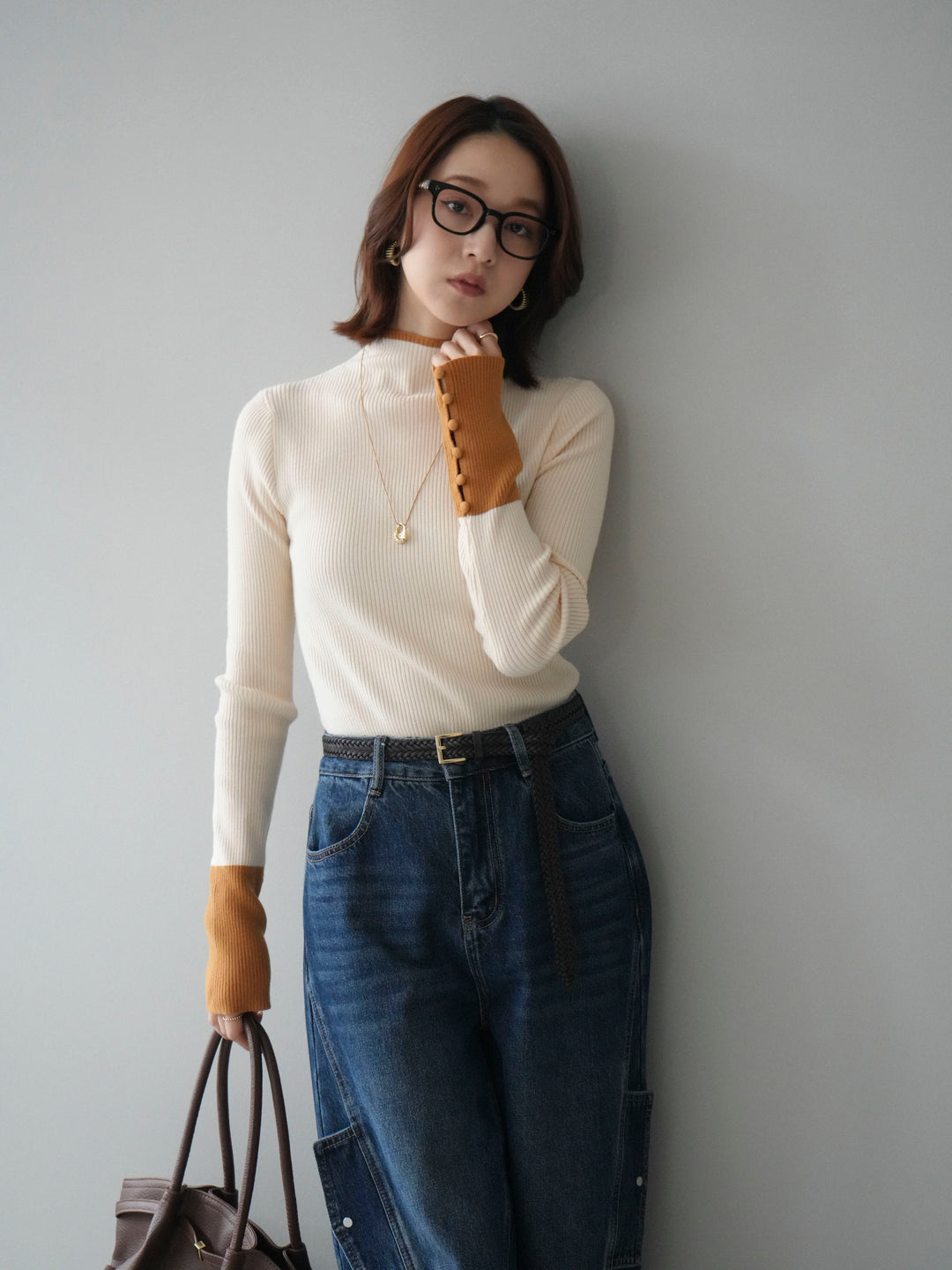 [予約]袖ボタンハイネック配色リブニットトップス/ivory