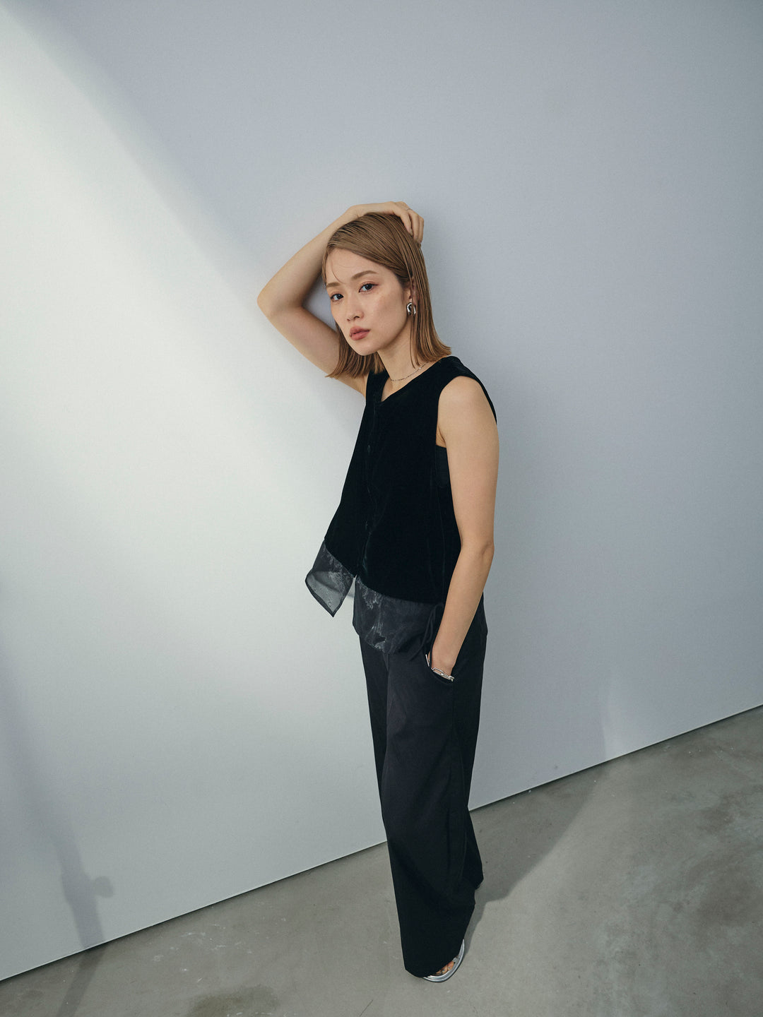 [SET]裾チュールベロアノースリーブプルオーバー+コクーンワイドチノパンツ(2set)