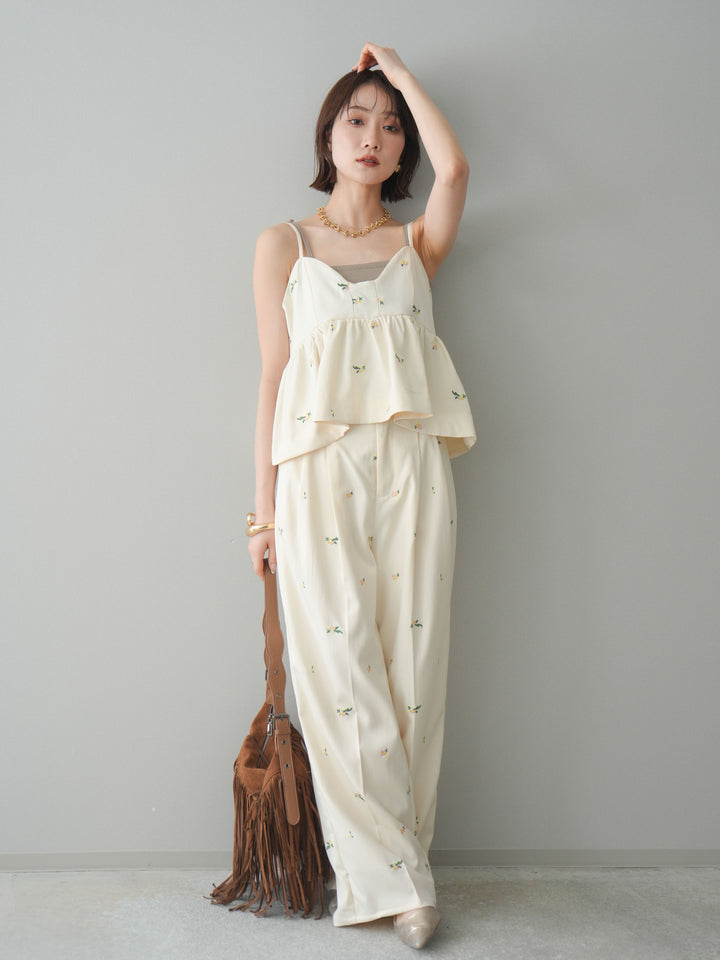 [予約]フラワー刺繍タックパンツ/ivory