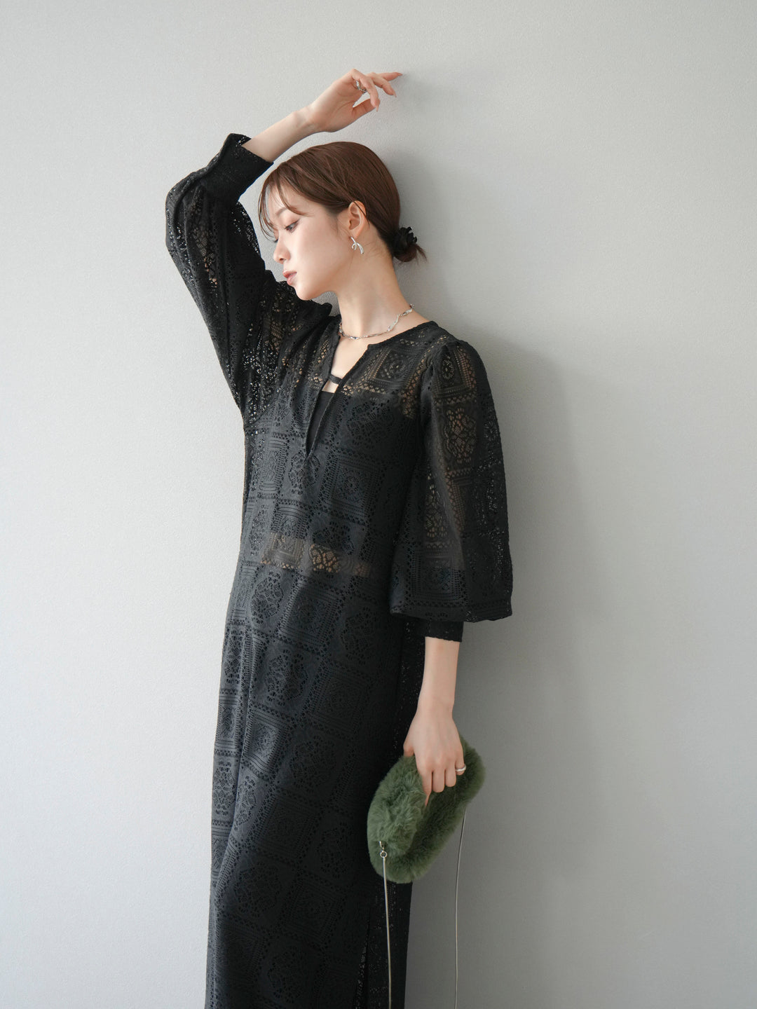 【套裝】塊蕾絲捲袖洋裝+塊蕾絲寬褲（2套）