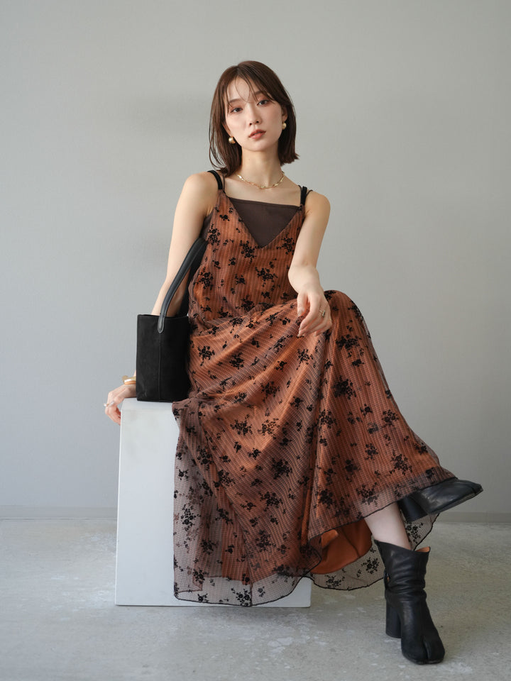 [SET]フロッキーチュールレイヤードベロアキャミワンピース+カップ付きバッククロスキャミソール(2set)