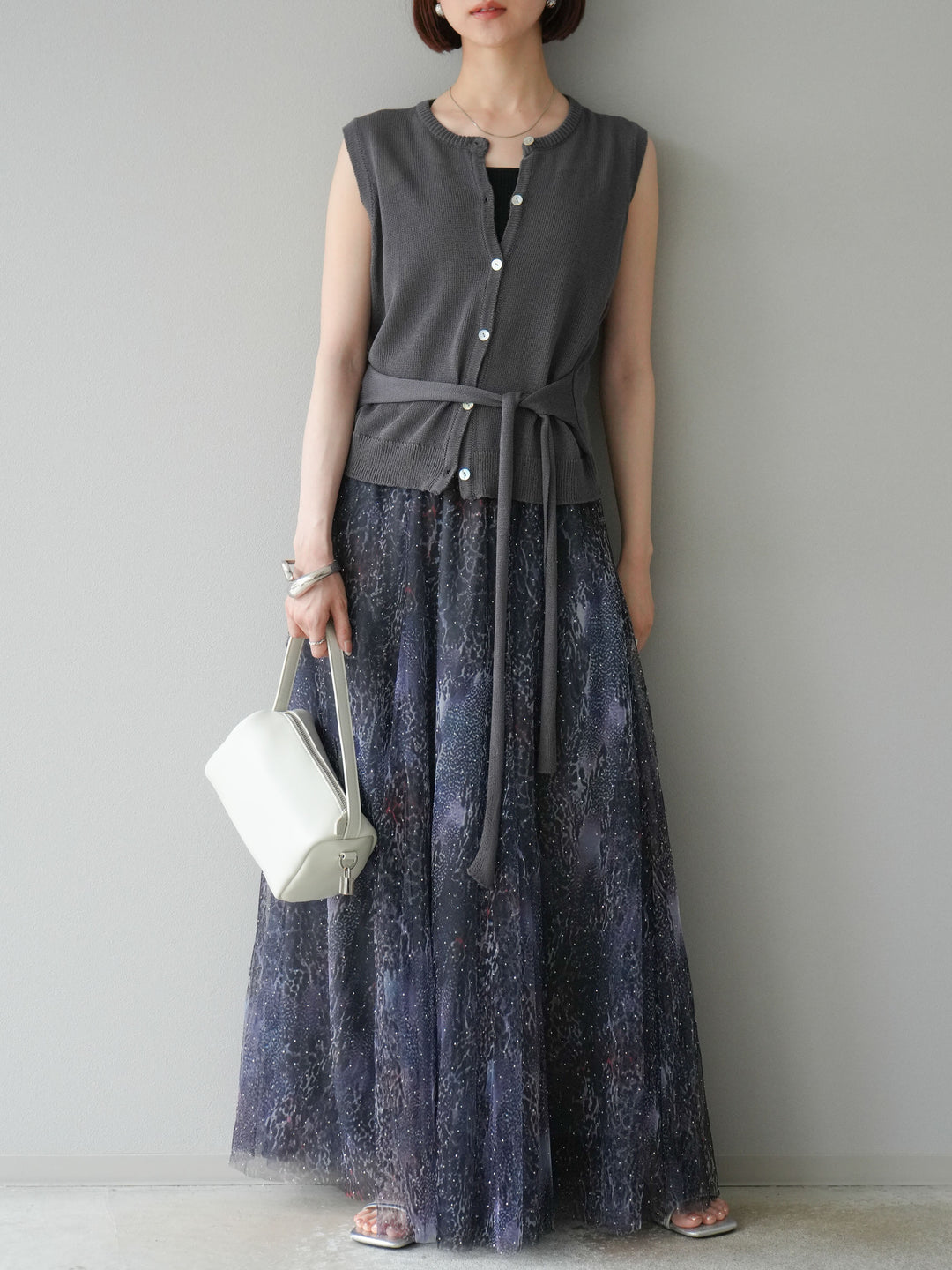 [予約]ウエストベルトニットベスト/チャコール