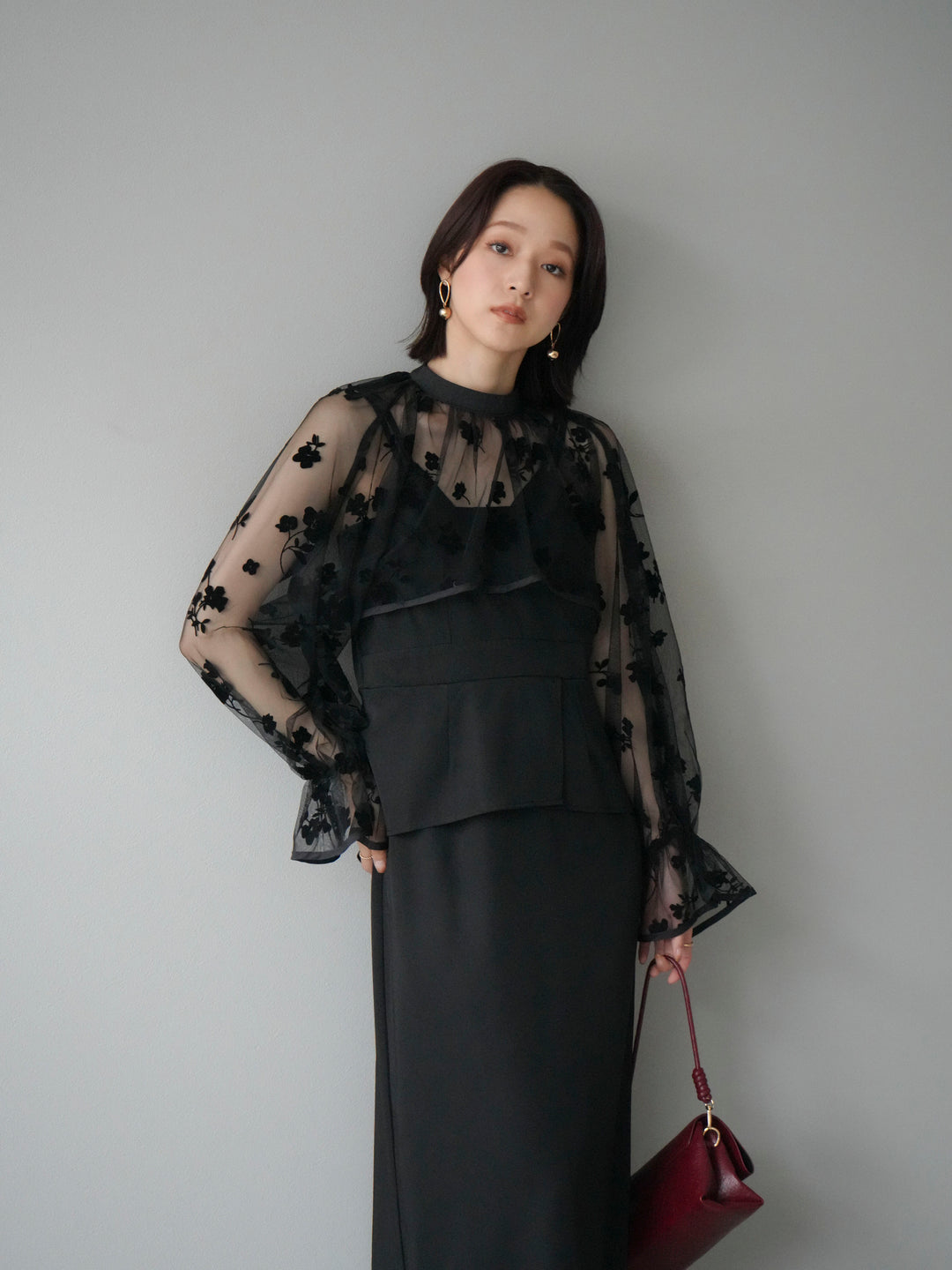 [予約]チュールフラワーフロッキーショートブラウス/ブラック