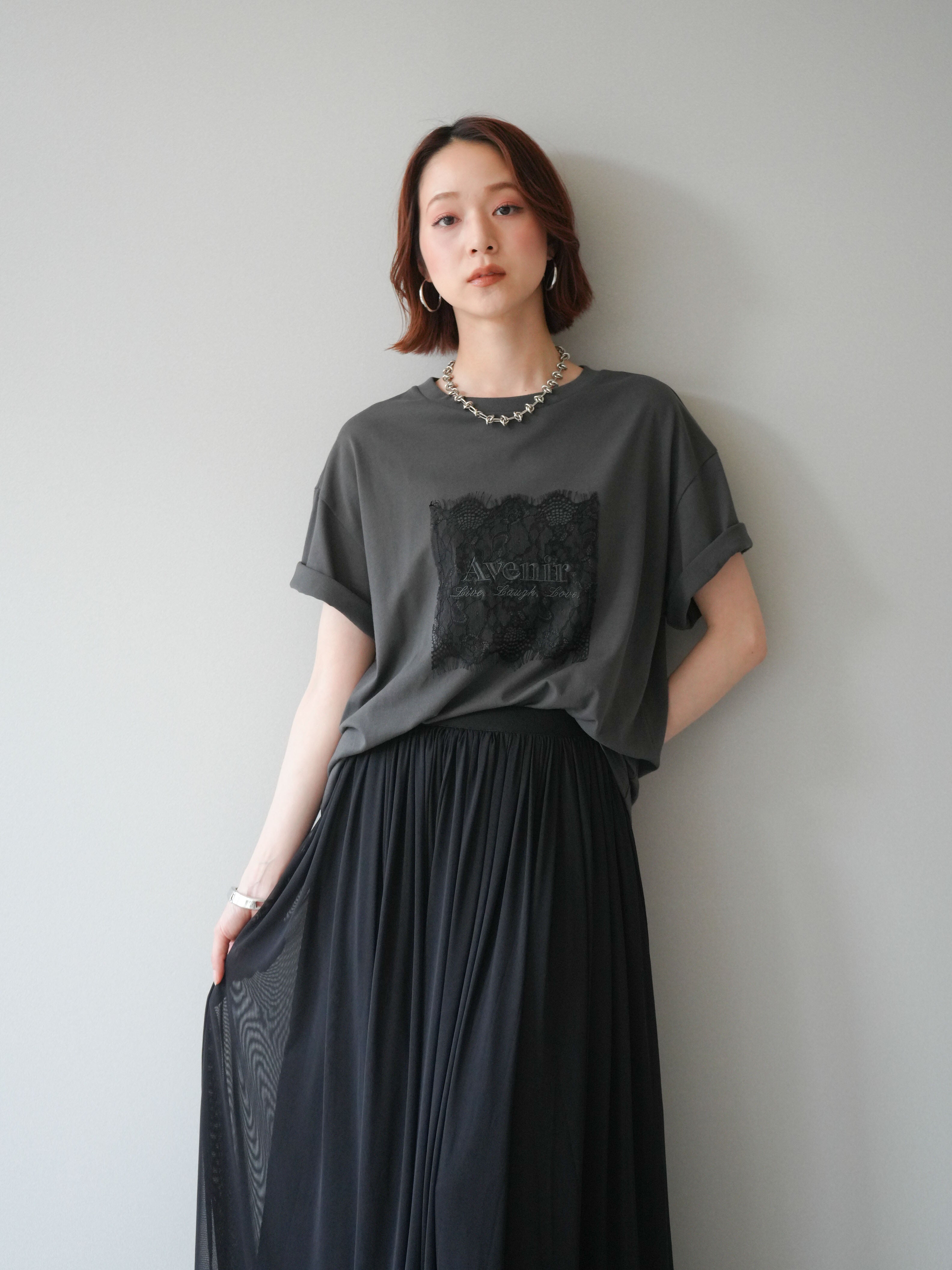 予約]レースコラージュロゴTシャツ/charcoal – Lumier