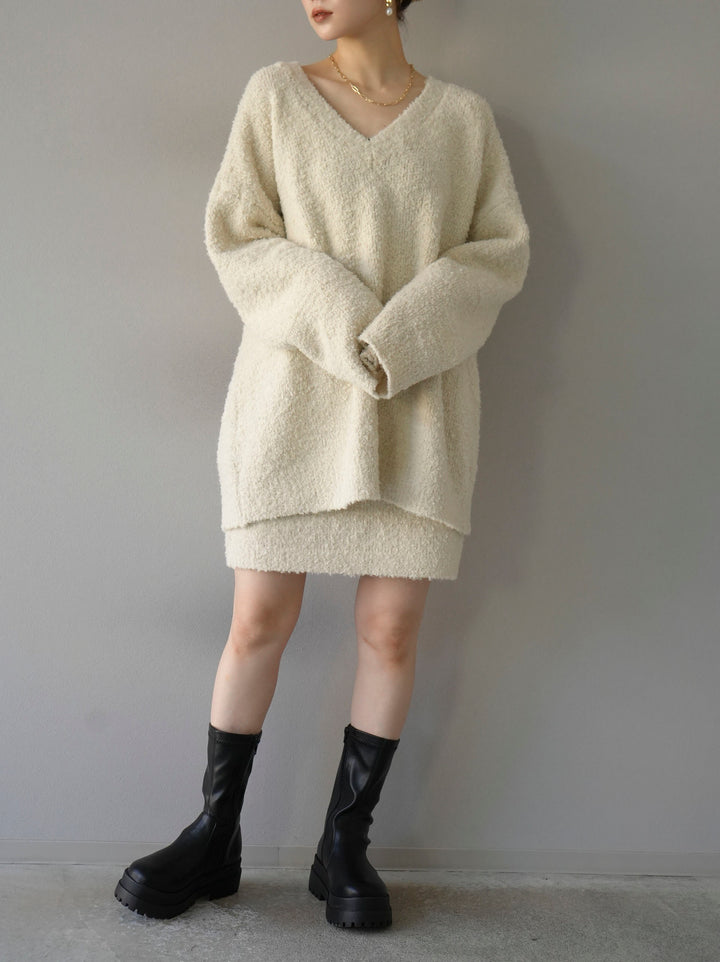 [SET] 橢圓針織衫 & 迷你裙 SET UP