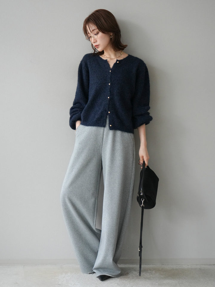 [SET]ゴールドボタンニットカーディガン+アウトシームカットオフスエットパンツ(2set)