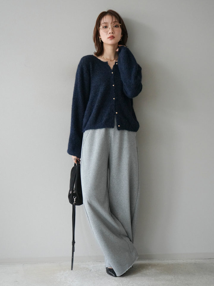 [SET]ゴールドボタンニットカーディガン+アウトシームカットオフスエットパンツ(2set)