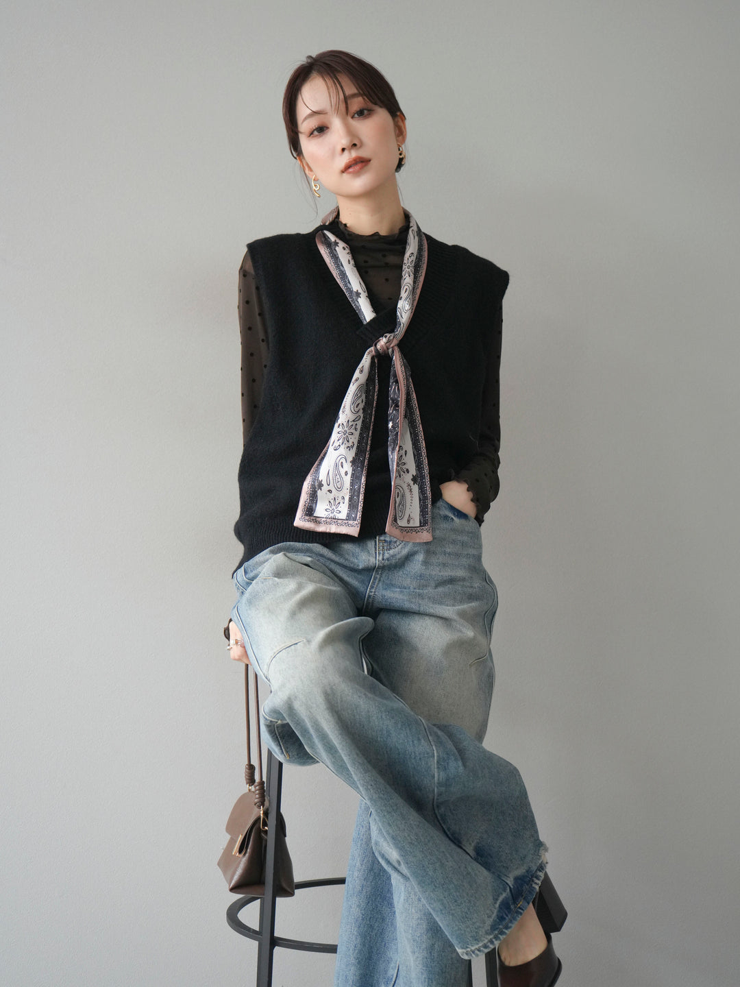 [予約]スカーフ付きニットベスト/black