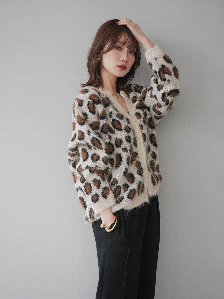 [SET]モヘアタッチレオパード柄ニットカーディガン+モヘアタッチレオパード柄ニットカーディガン(2set)