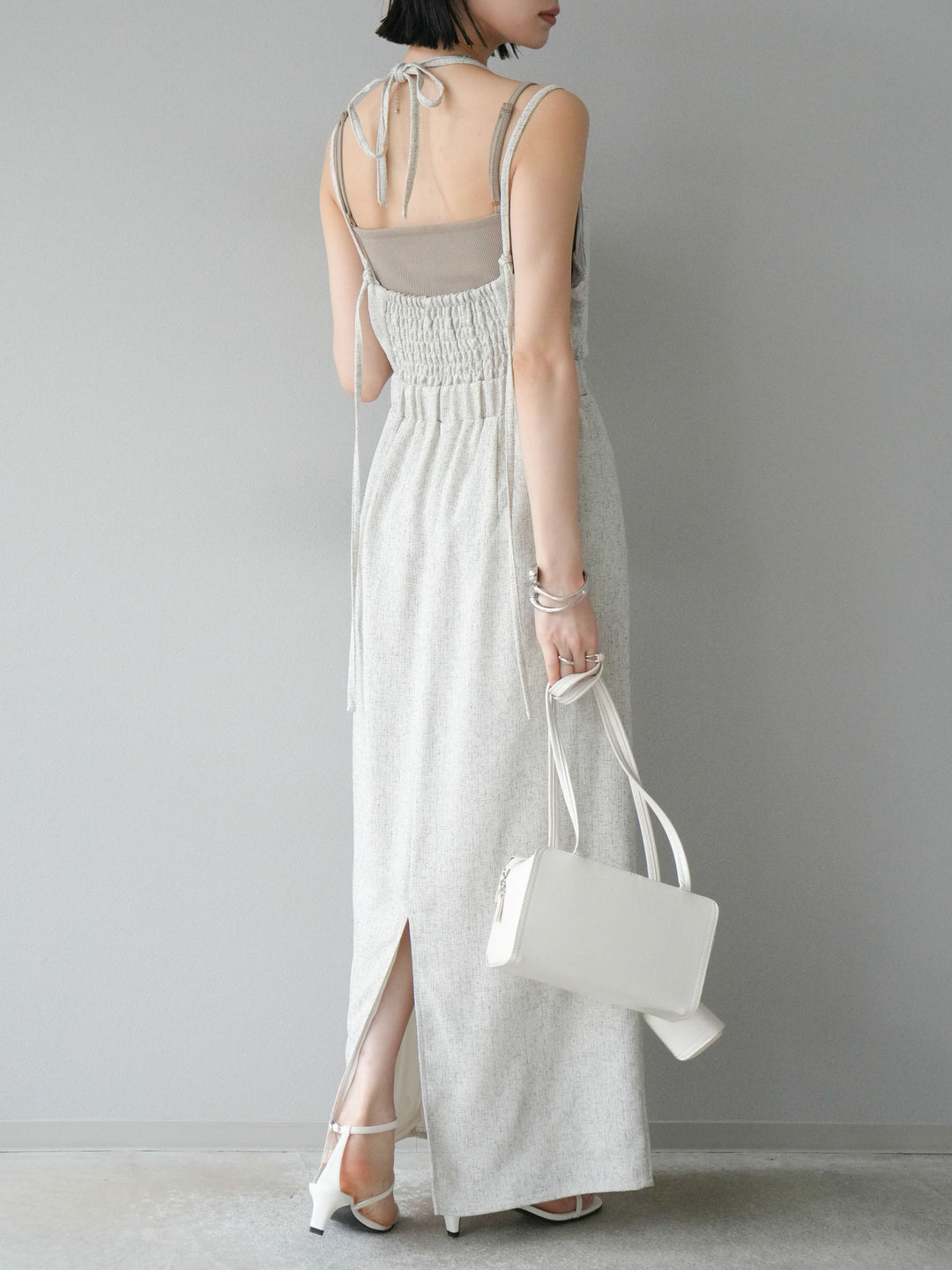 [預購] 夏季粗花呢層疊吊帶洋裝/象牙白