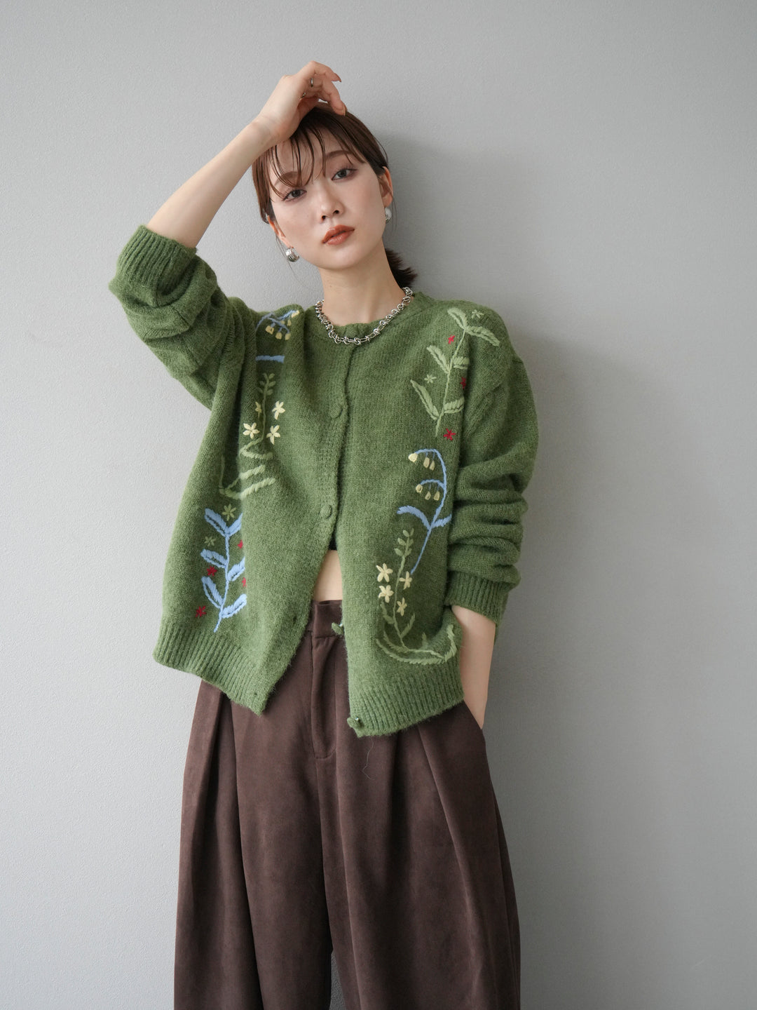 [予約]フラワー刺繍ニットカーディガン/グリーン