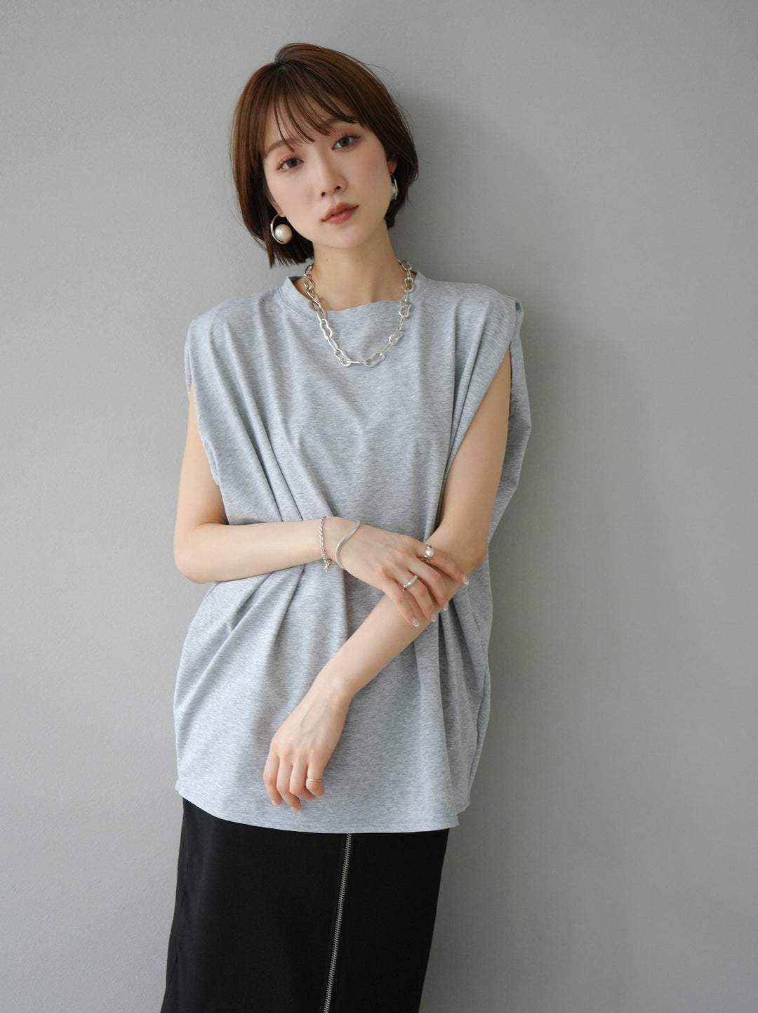 [SET] Shoulder tuck T-shirt + front zip knit tight skirt (2set)
