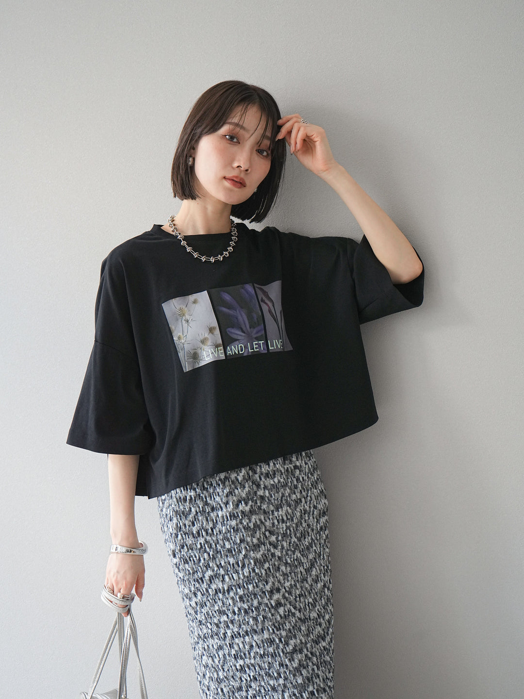 [預購] 光滑照片印花Logo變色短T卹/黑色