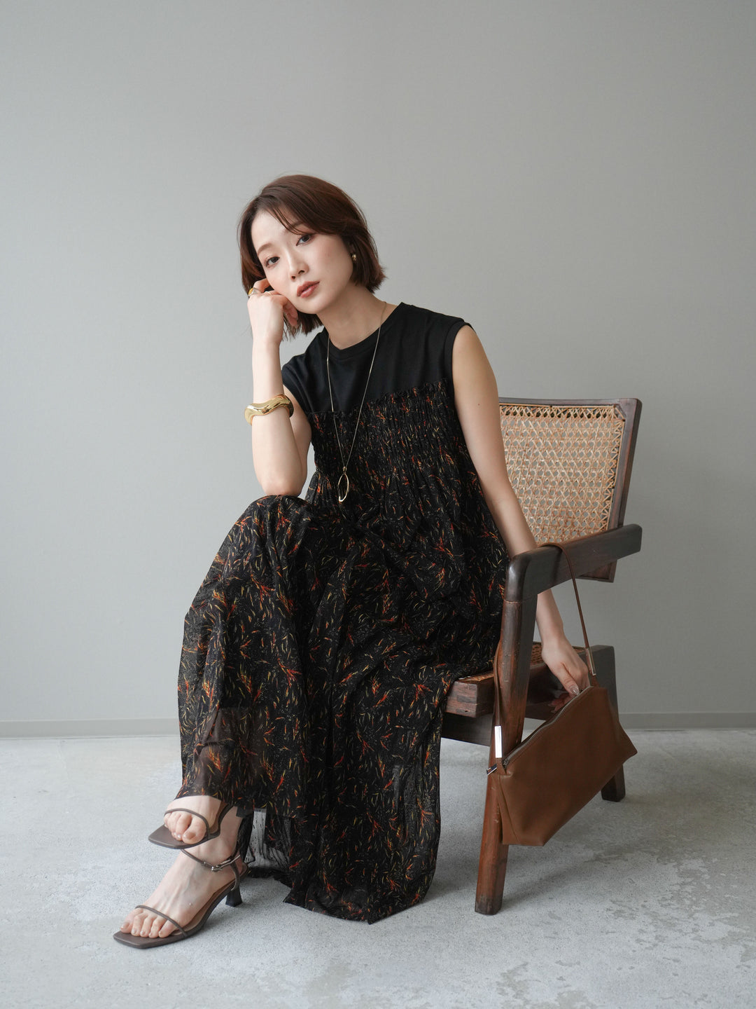 [予約]チュールプリントノースリーブトップス/black