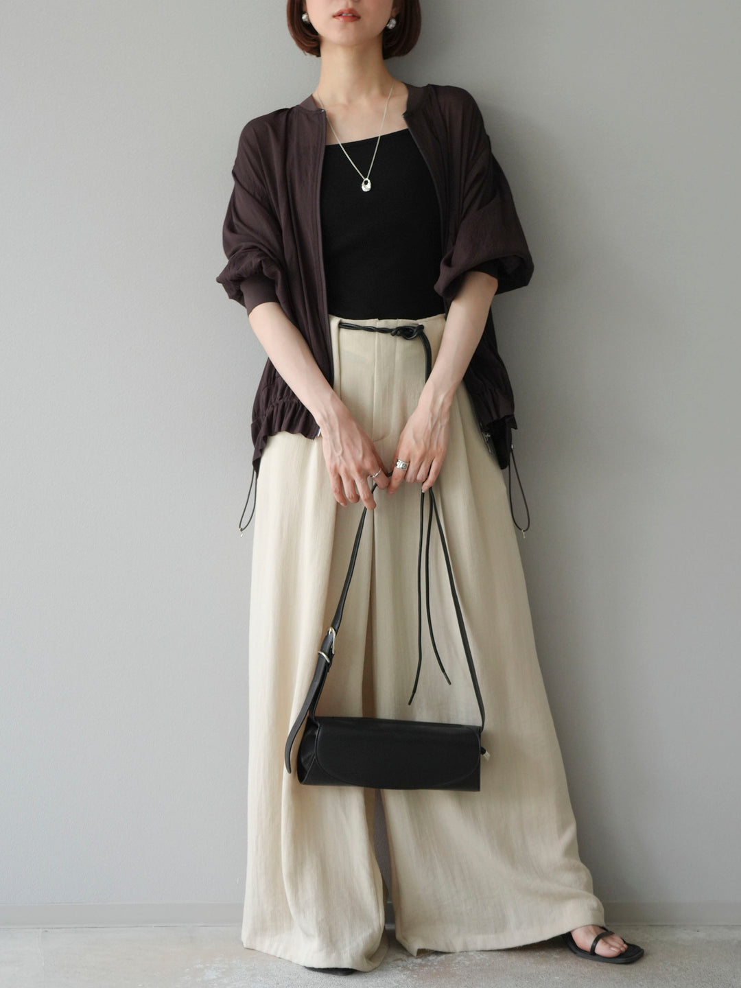 【預購】繩紋設計腰帶亞麻觸感寬褲/米色