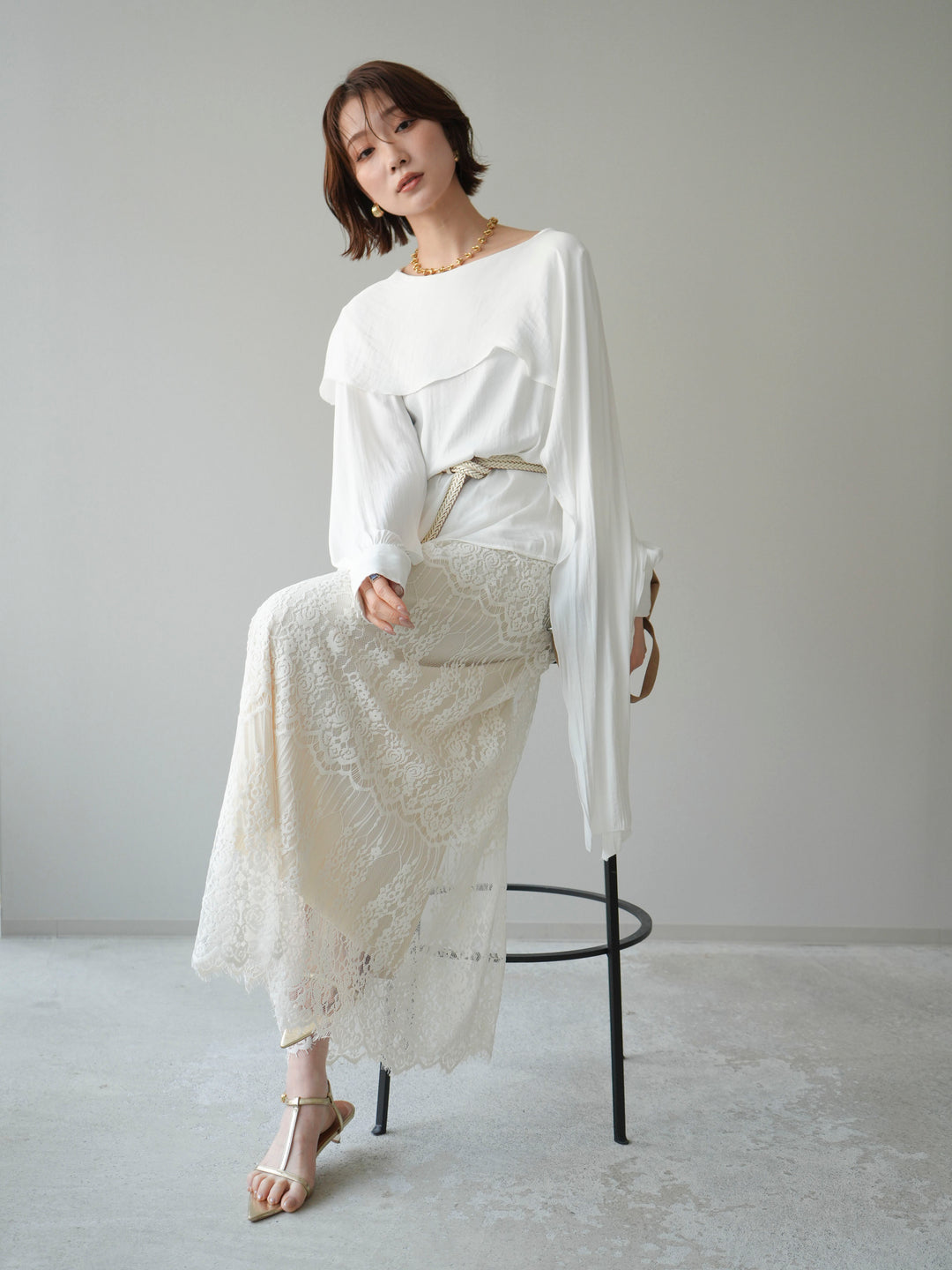 [予約]シルキードレープブラウス/white