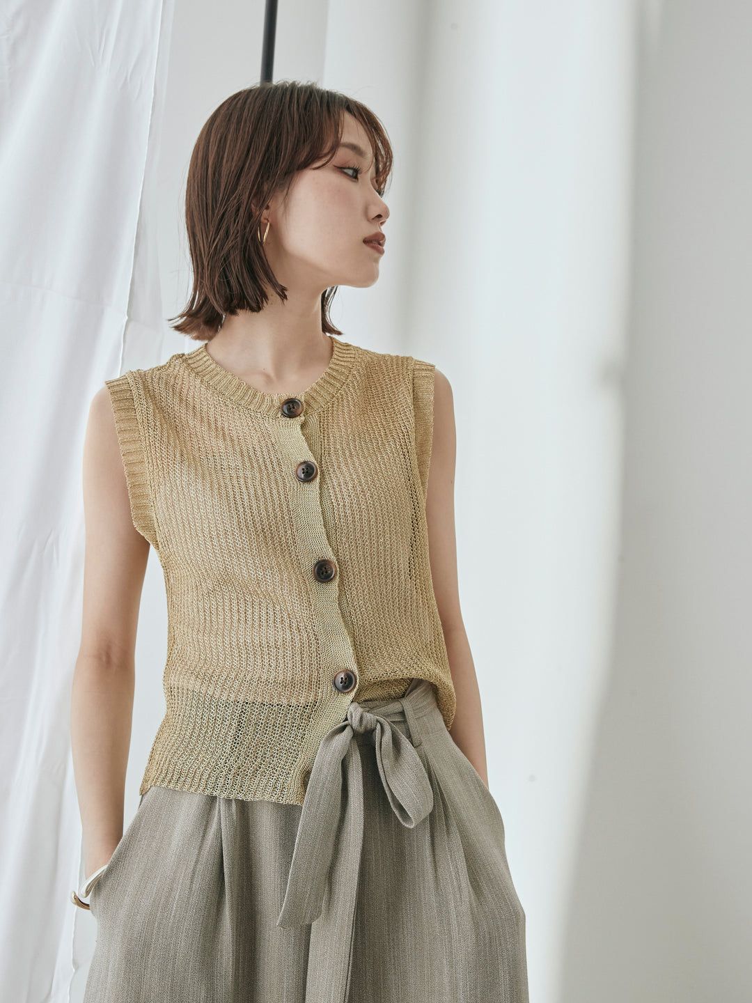 [預購] 細繩針織背心/金色
