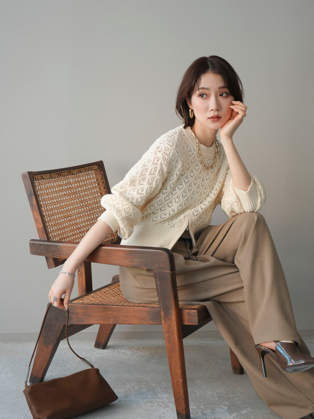 [予約]透かし編みフロントジップスリットニットプルオーバー/ivory