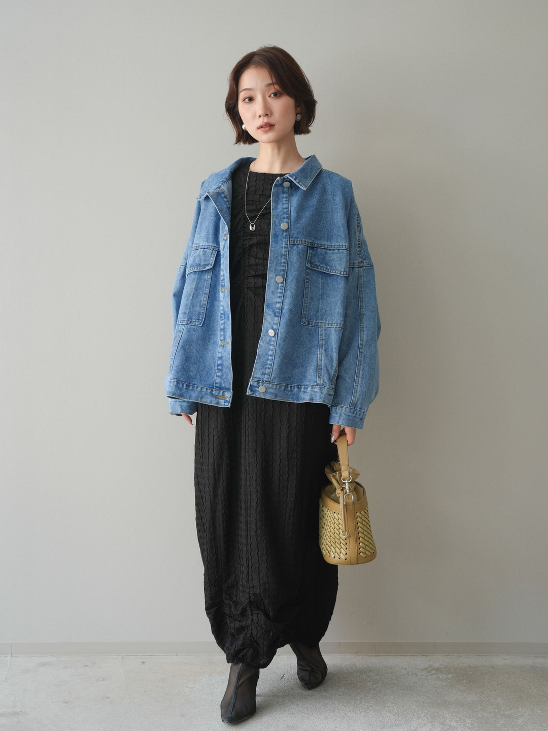[SET]シャーリングジャガードノースリーブワンピース+ルーズシルエットデニムジャケット(2set)