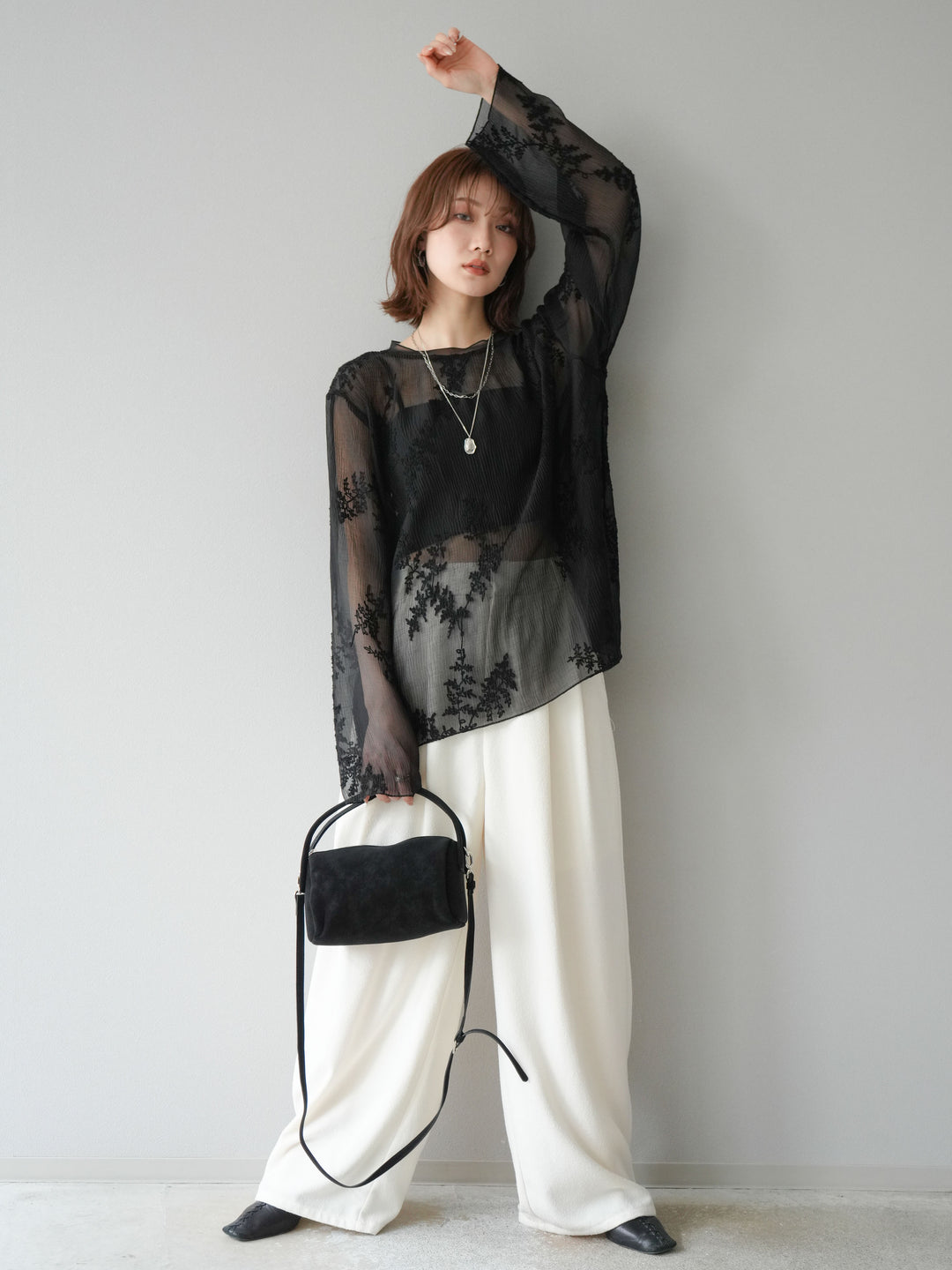 [予約]刺繍シアープルオーバー/ブラック