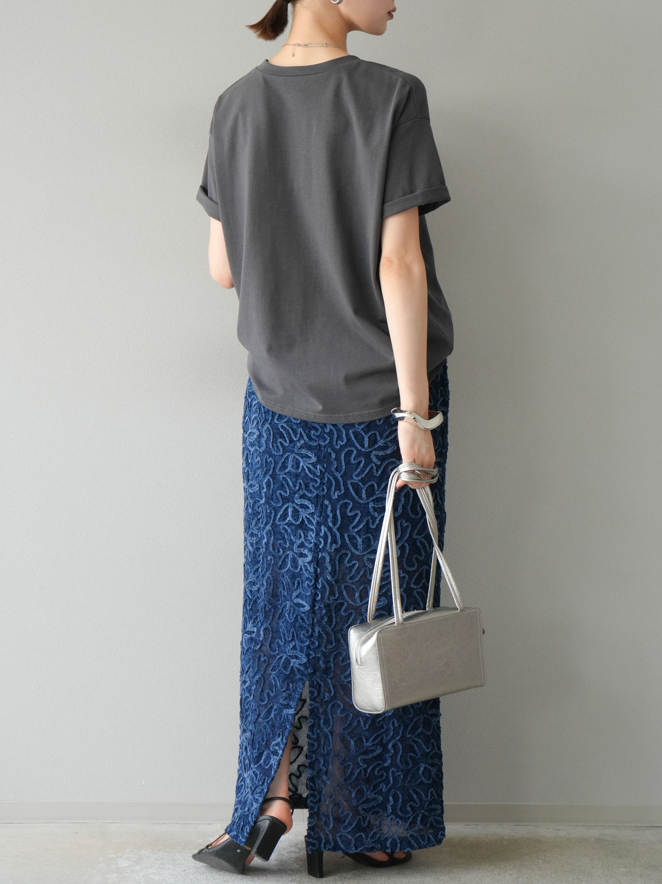 予約]パイピングフラワーシアーベロアスカート/ネイビー – Lumier