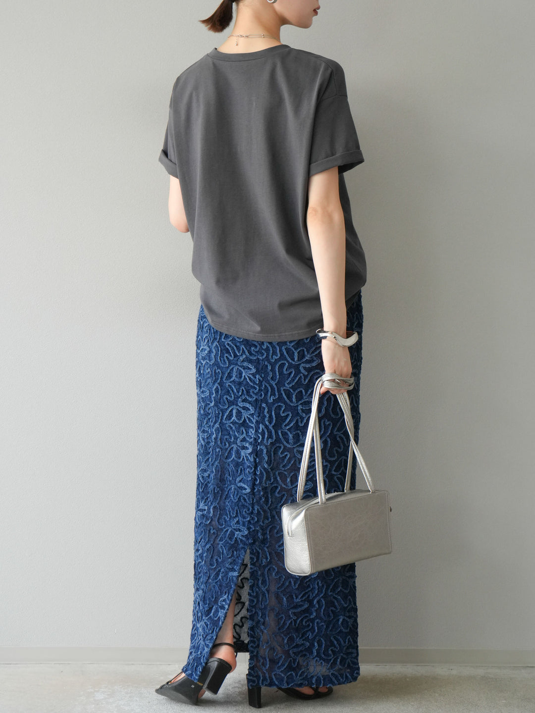 [予約]パイピングフラワーシアーベロアスカート/ネイビー