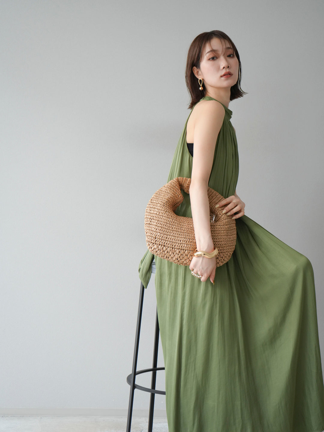 [予約]シャイニーホルターワンピース/グリーン