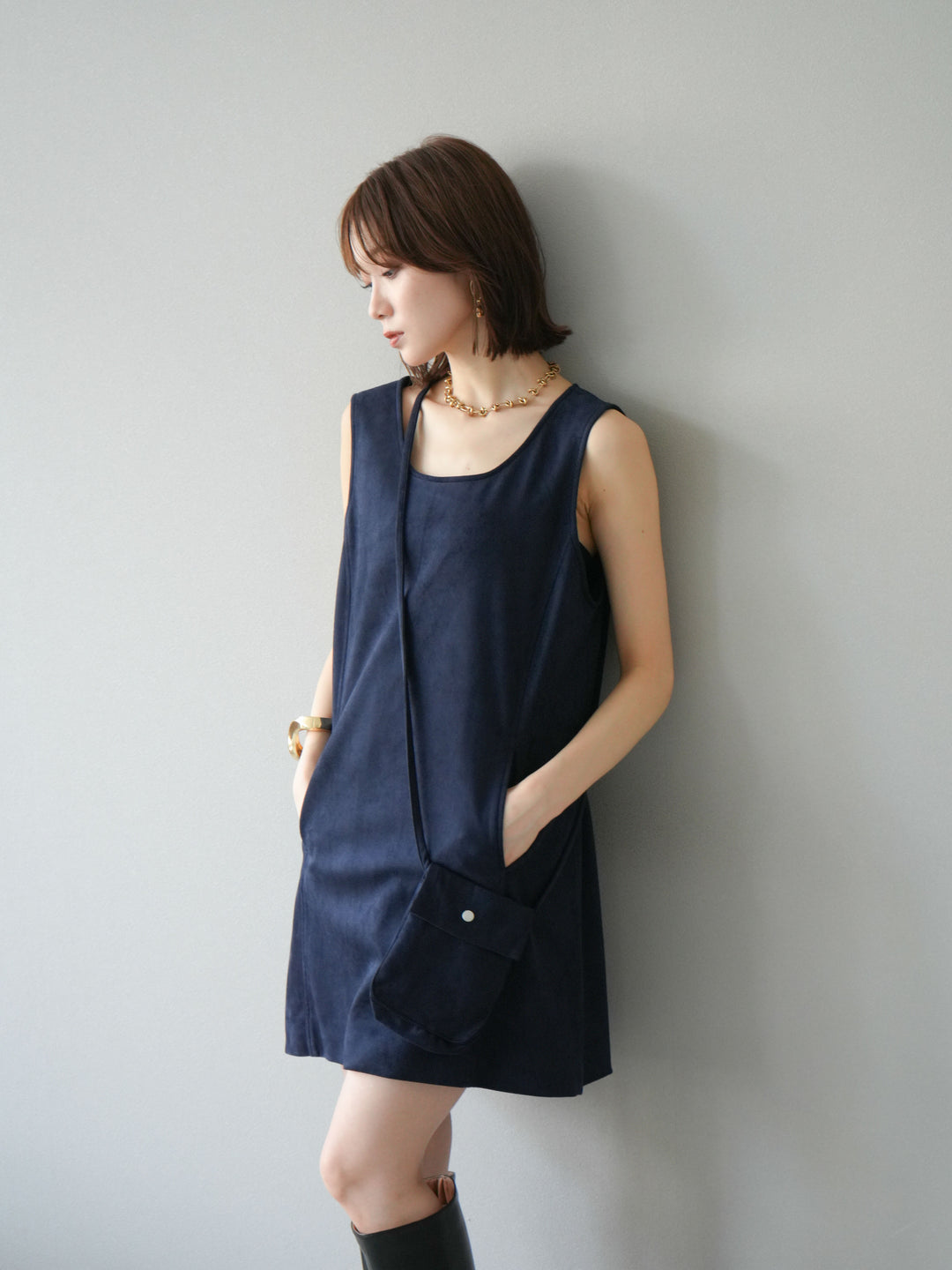 [予約]ショルダーポーチ付スウェードミニワンピース/ネイビー