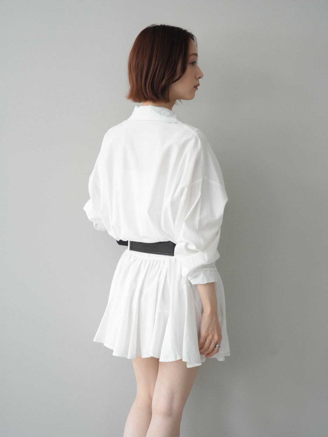 【預購】繫帶喇叭襯衫迷你洋裝 / 白色