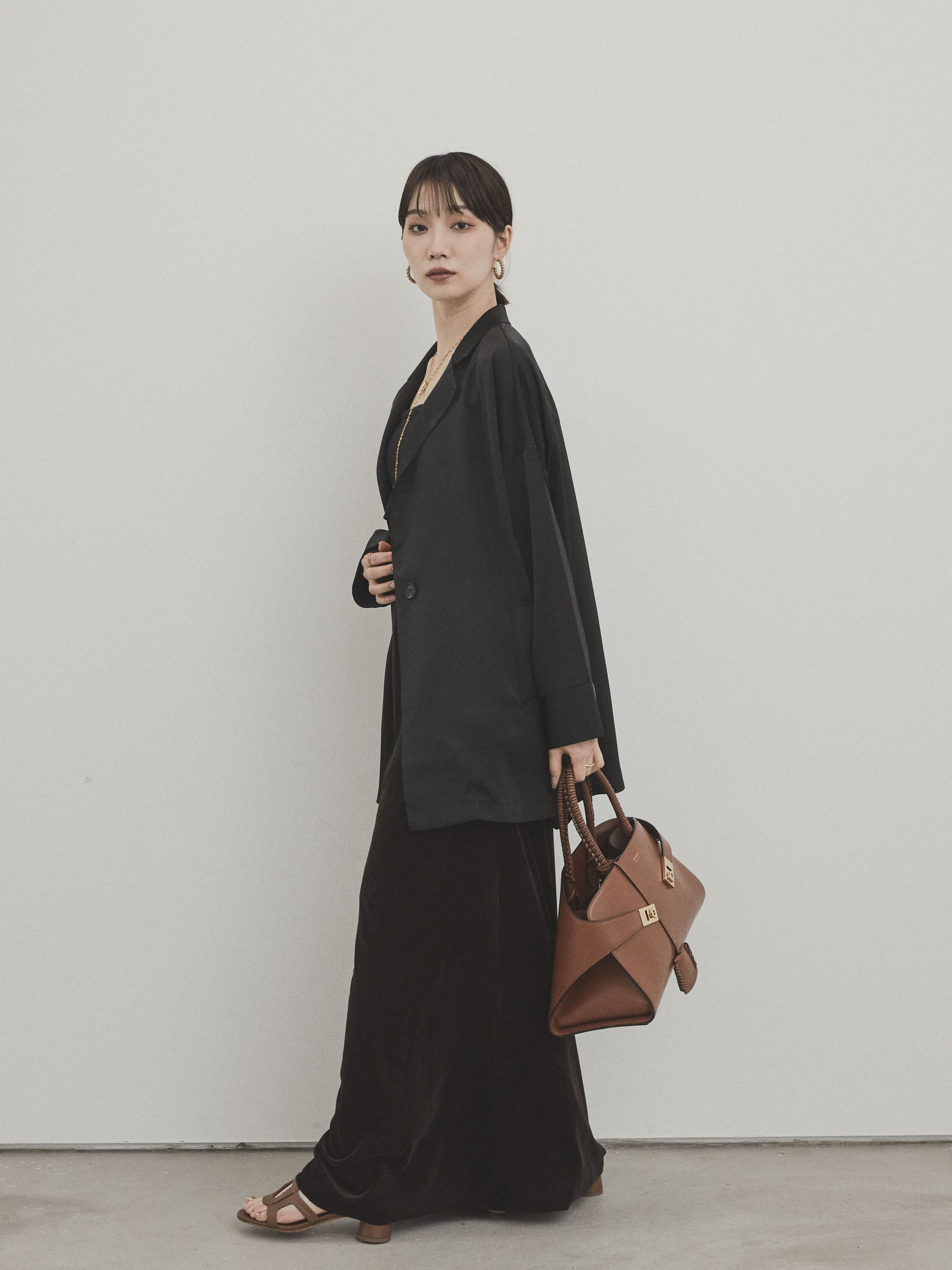 SET]マットサテンジャケット+ベロアナロースカート(2set) – Lumier