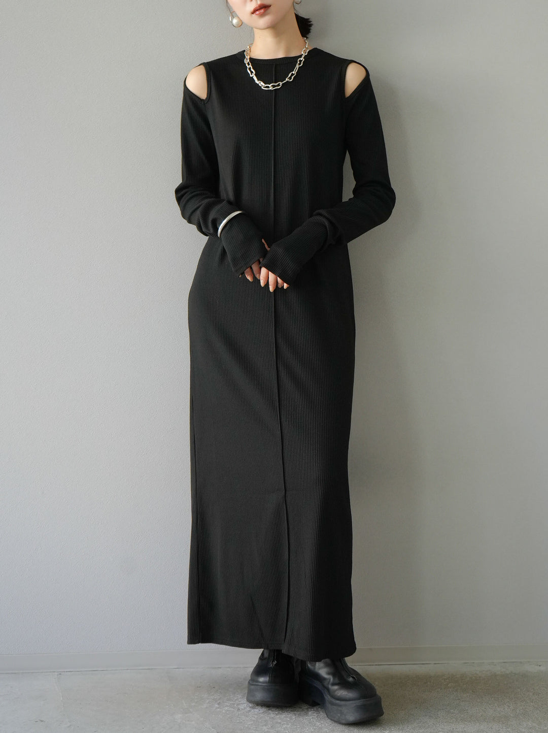 [SET] 鏤空羅紋長袖洋裝+可選配件套裝（2套）