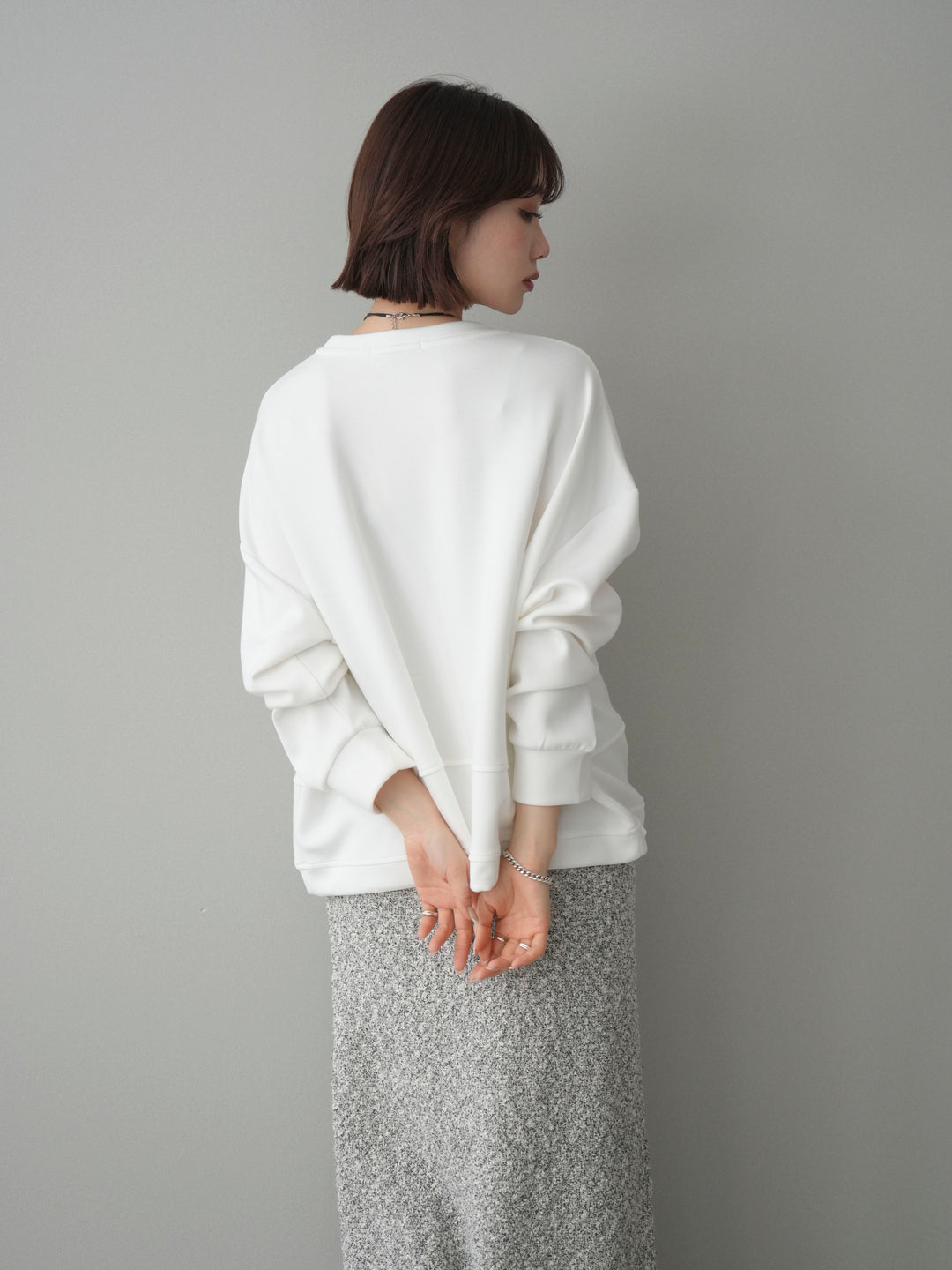 [予約]ライトポンチ刺繍ロゴプルオーバー/white