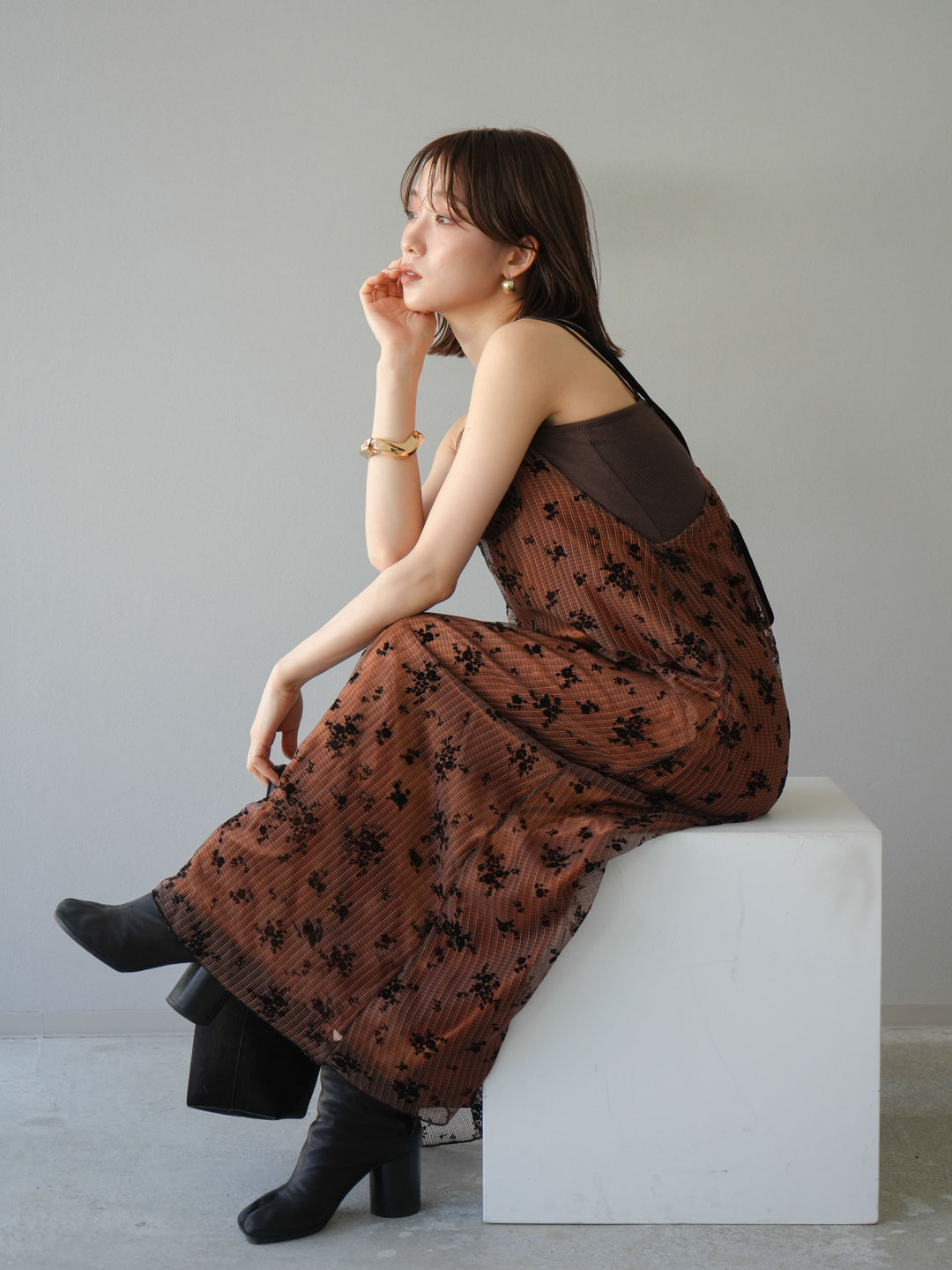 [SET]フロッキーチュールレイヤードベロアキャミワンピース+カップ付きバッククロスキャミソール(2set)