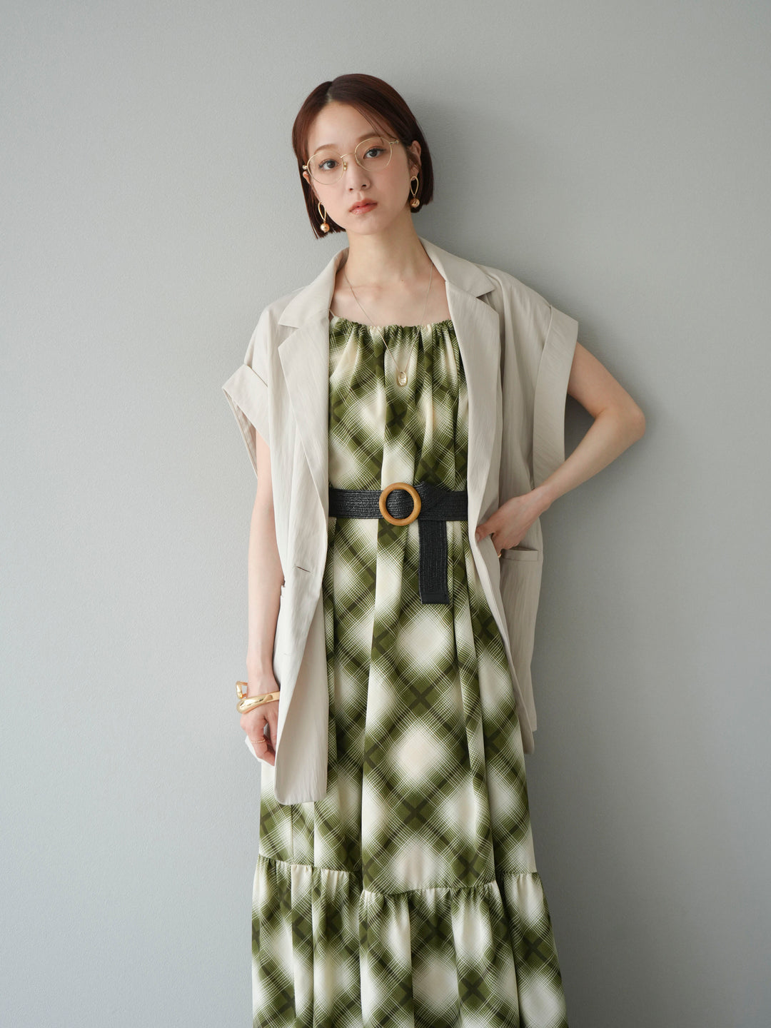 [SET]ベルト付チェックノースリーブワンピース+リネンライクノースリーブダブルジレ(2set)