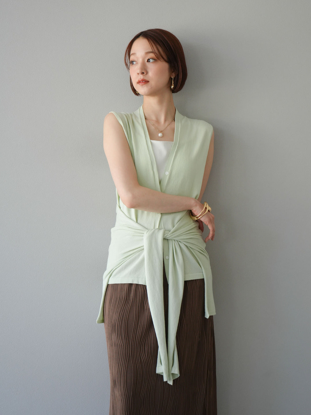 [SET]腰巻きデザインノースリーブニットカーディガン+ウェーブパイピングタイトスカート(2set)