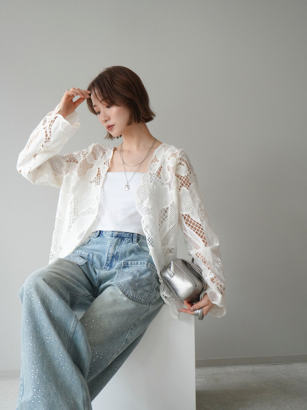 【套裝】3D蕾絲蕾絲上衣+內建胸罩羅紋抹胸吊帶背心（兩件組）