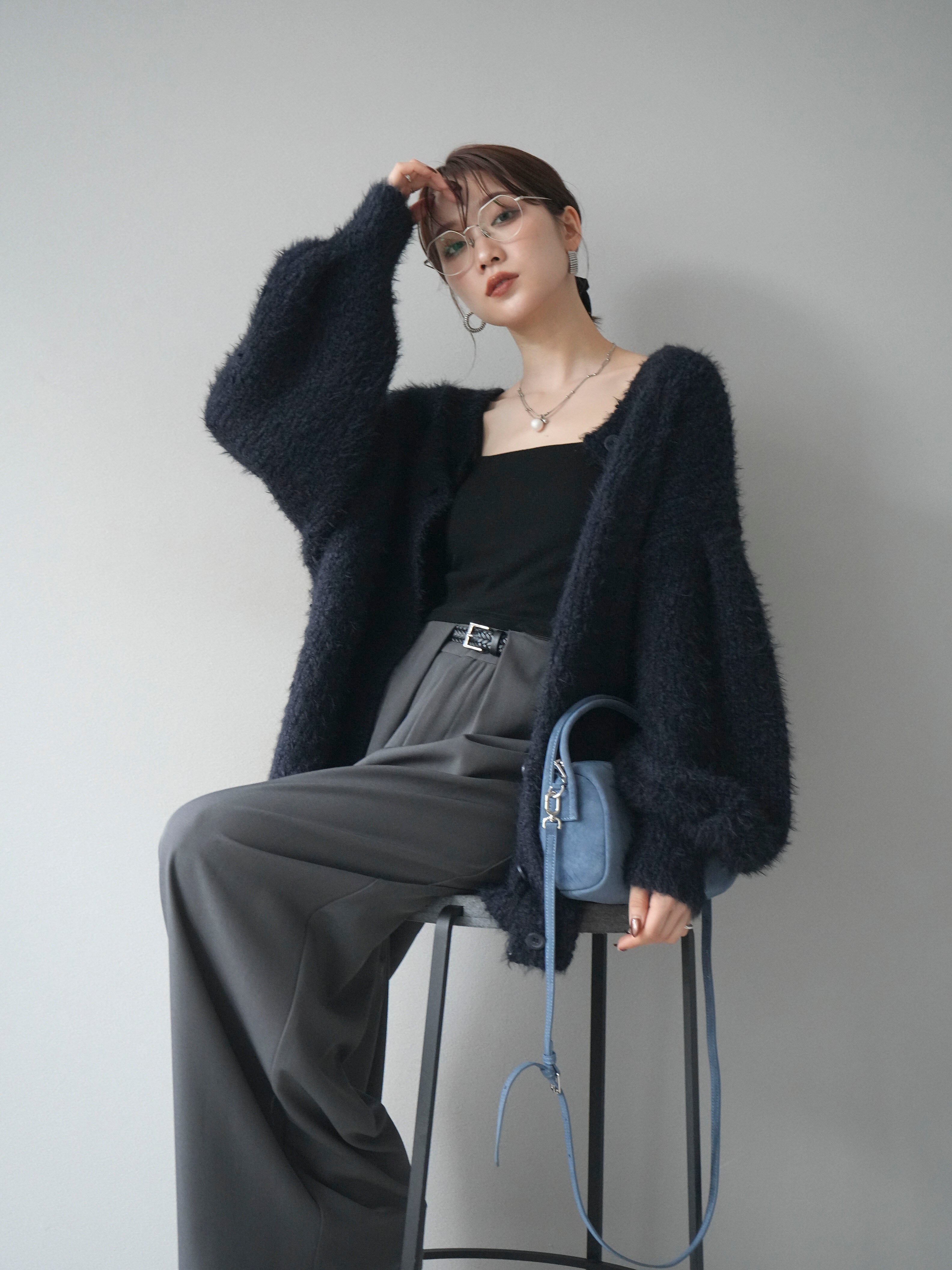 1]クルーネックランダムシャギーカーディガン/ネイビー – Lumier