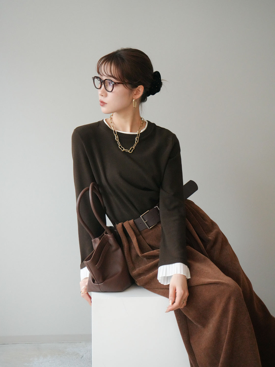 [SET]袖プリーツ配色レイヤードトップス+ベルトデザインループコールテンワイドパンツ(ベルト付き)(2set)