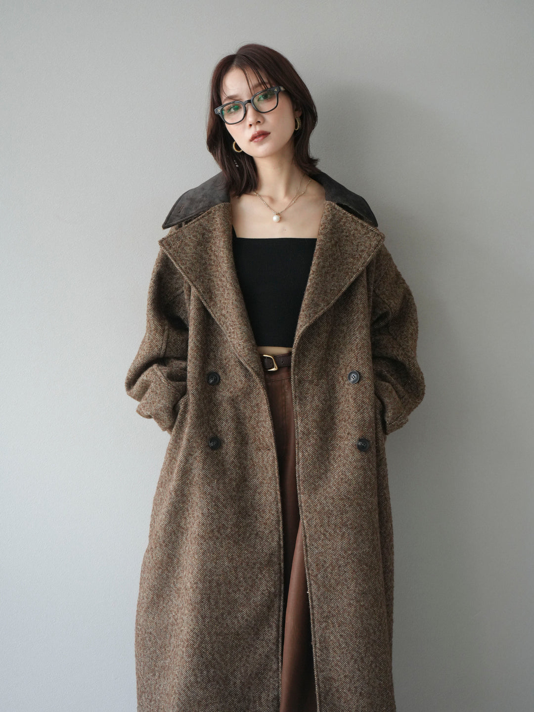 [予約]ネップヘリンボーンレザー襟チェスターコート/brown