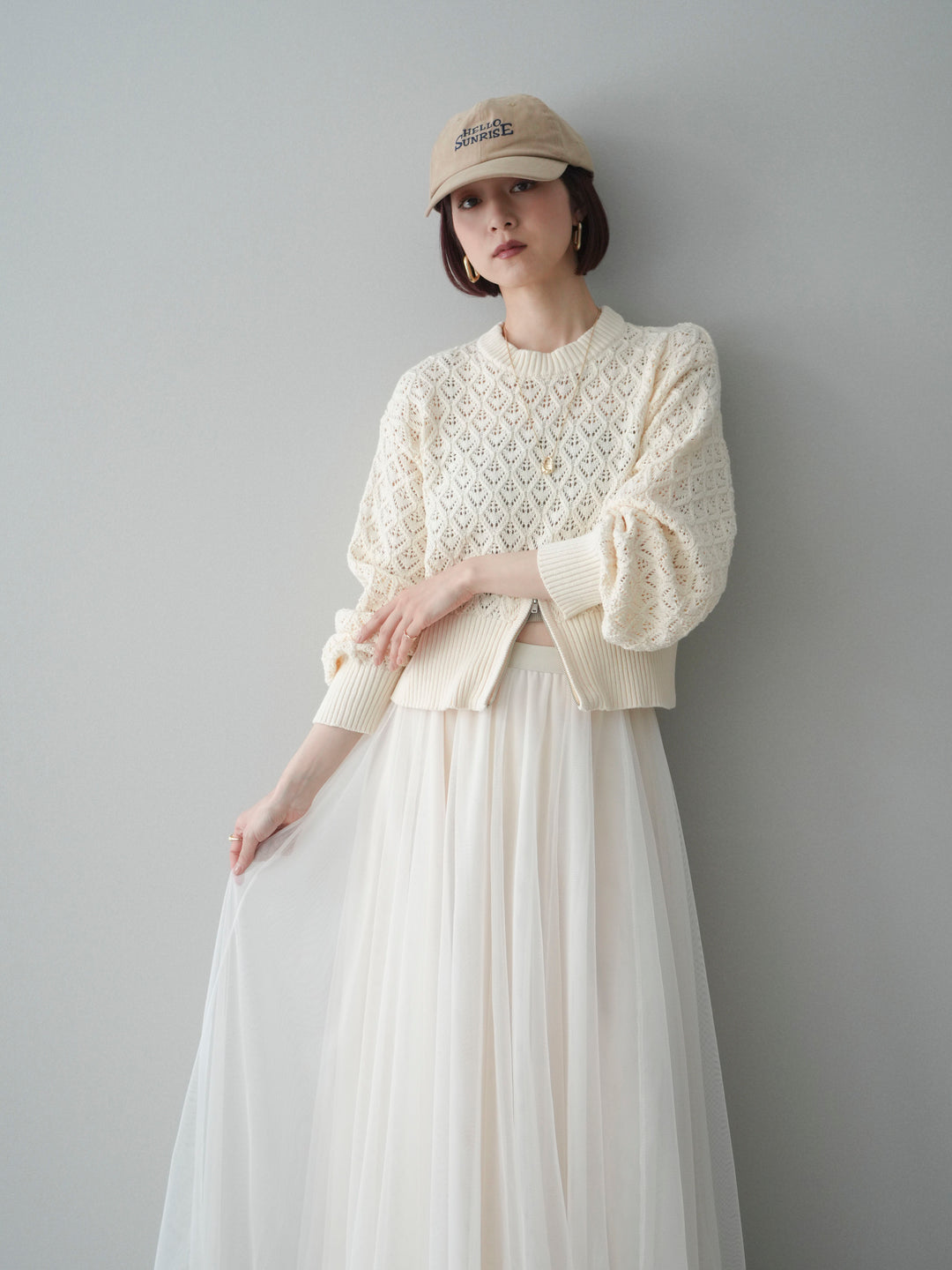 [予約]透かし編みフロントジップスリットニットプルオーバー/ivory